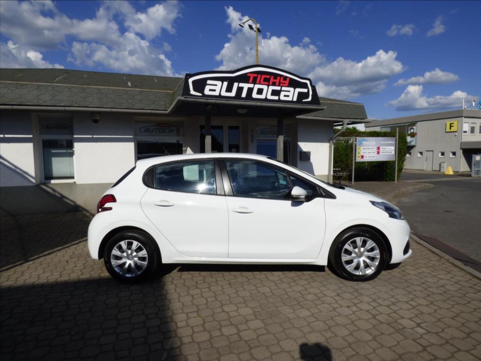 Peugeot 208 2