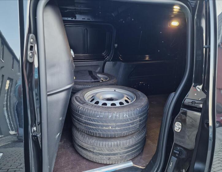 Opel Combo 18