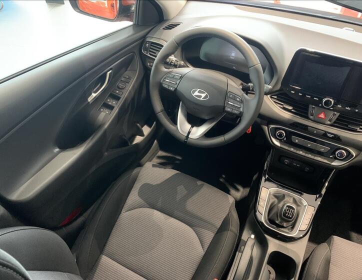 Hyundai i30 17