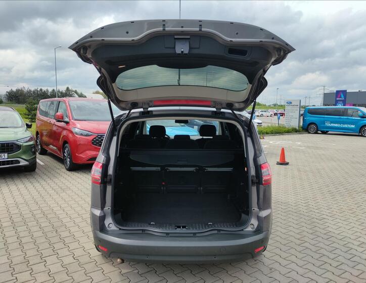 Ford S-MAX 10