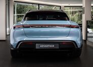 Porsche Taycan 3