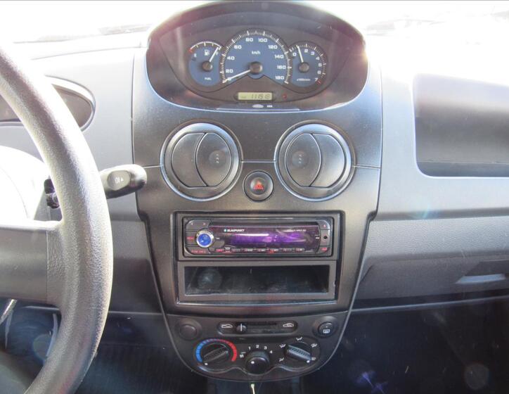 Chevrolet Spark 16
