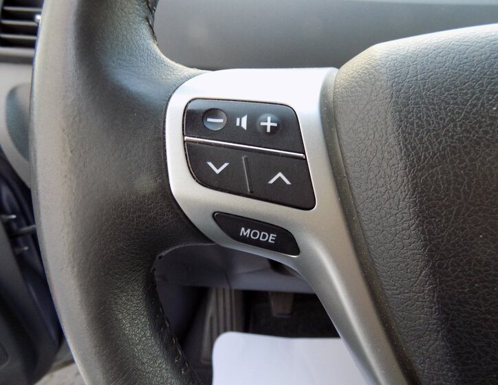Toyota Verso 27