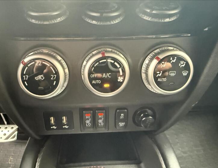 Mitsubishi ASX 17