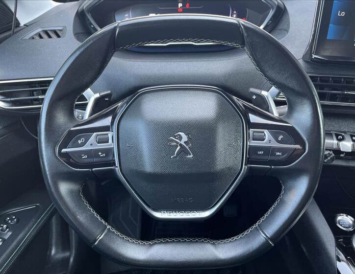 Peugeot 5008 12