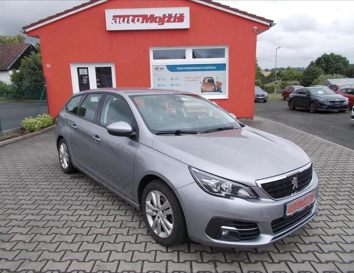 Peugeot 308 1