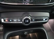 Volvo XC40 22