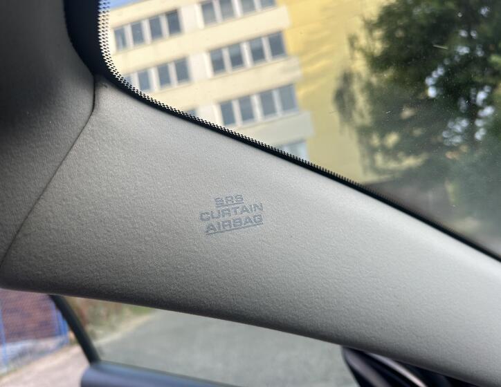 Toyota Avensis 72