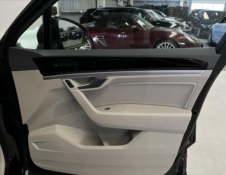 Volkswagen Touareg 27