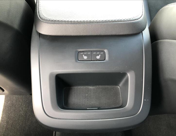 Volvo XC90 15