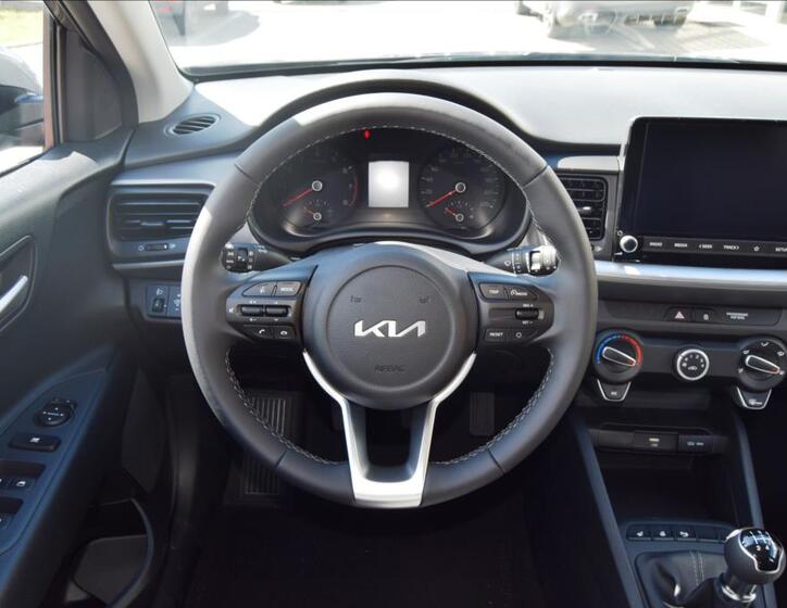 KIA Stonic 6