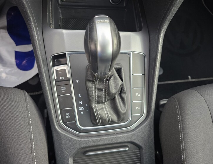 Volkswagen Golf Sportsvan 23