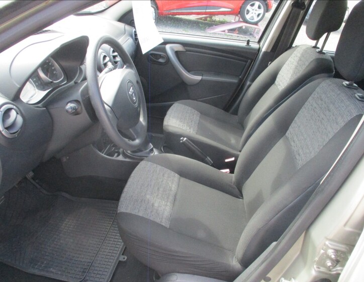 Dacia Duster 13