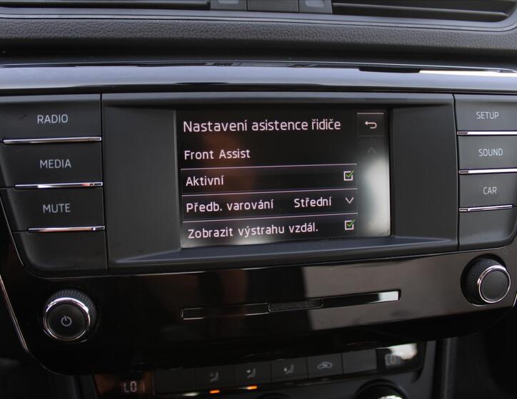 Škoda Superb 17