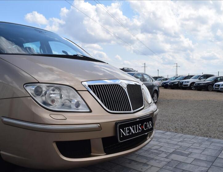 Lancia Phedra 13