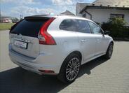 Volvo XC60 4