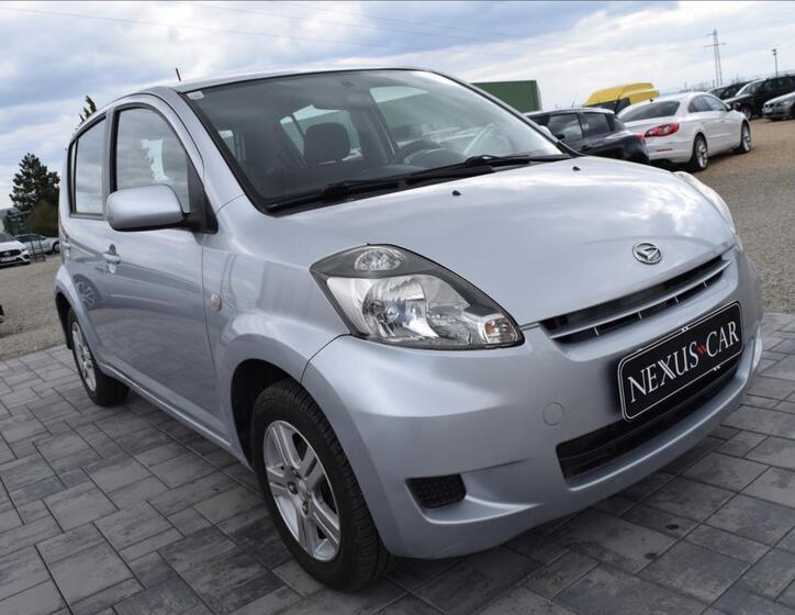 Daihatsu Sirion 4