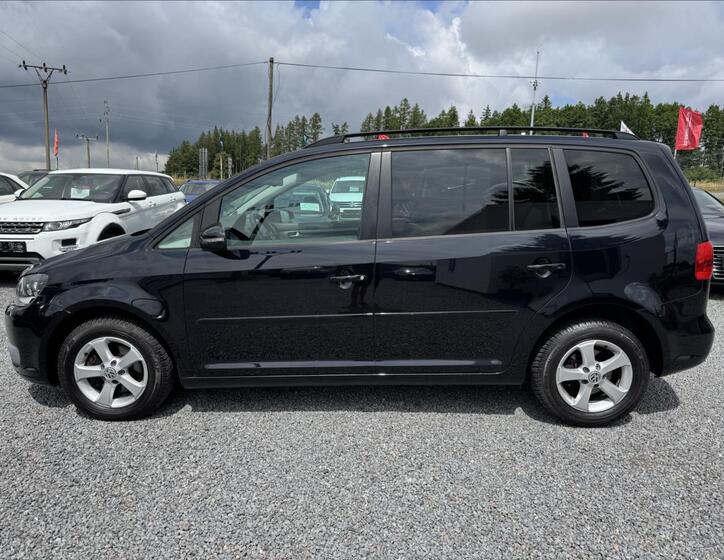 Volkswagen Touran 4