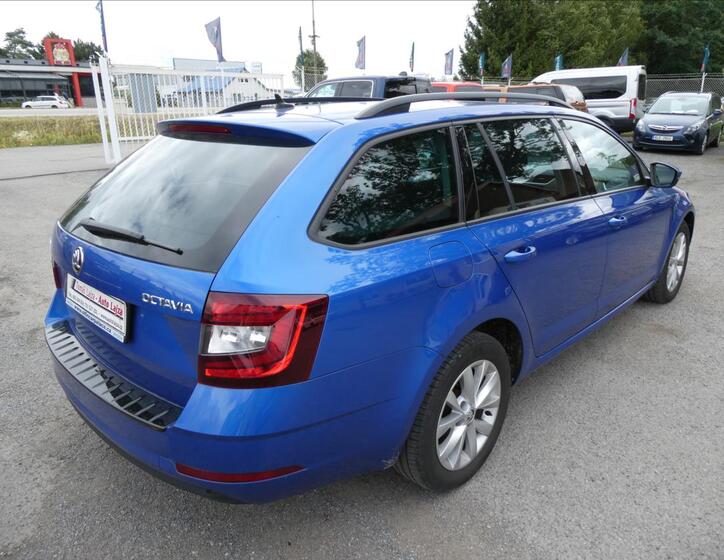 Škoda Octavia 9