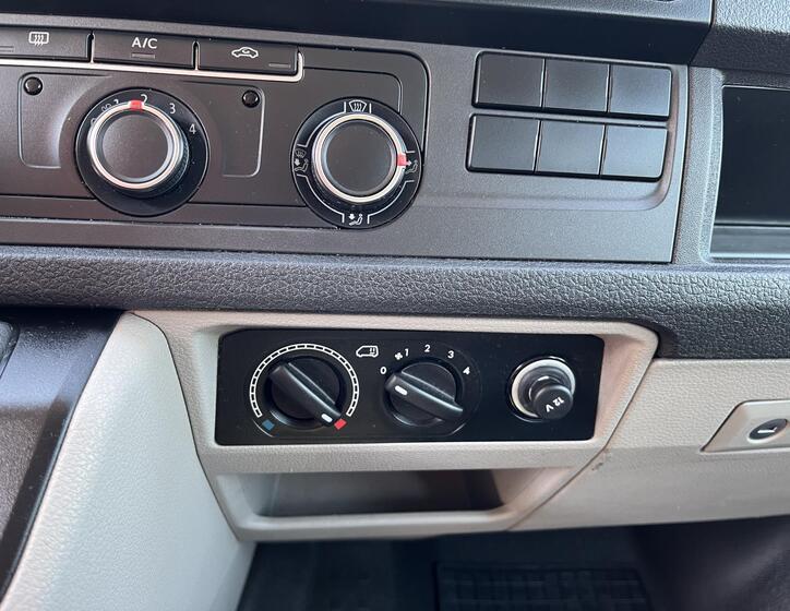 Volkswagen Transporter 25