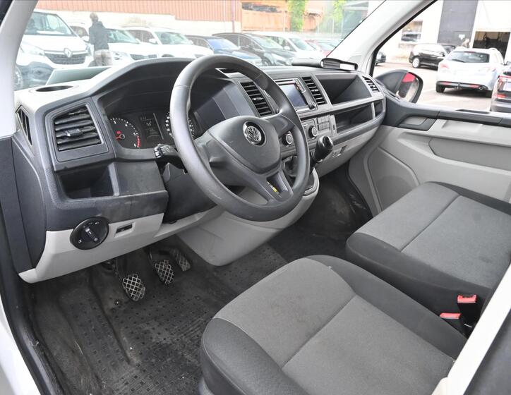 Volkswagen Transporter 2