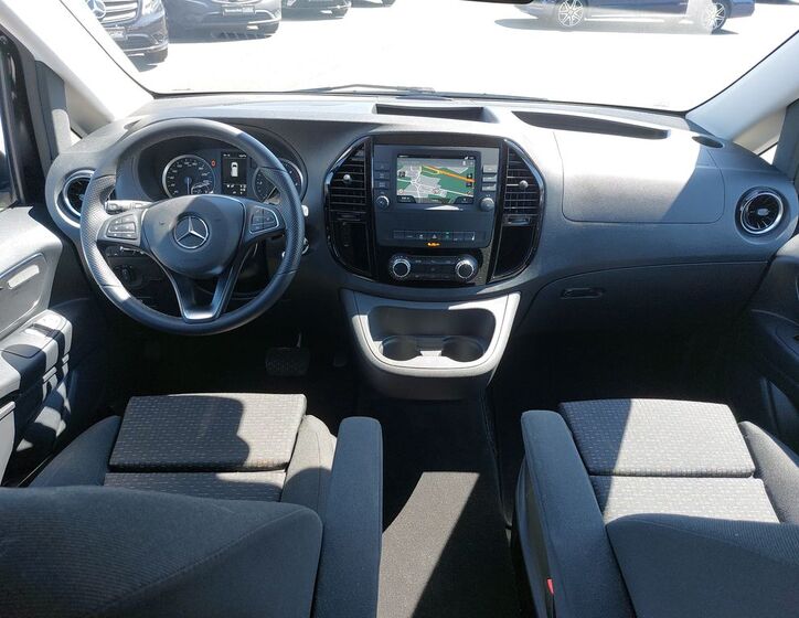 Mercedes-Benz Vito 16