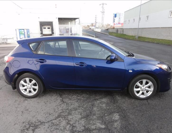 Mazda 3 3