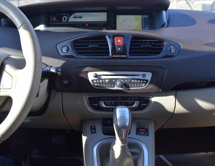 Renault Grand Scénic 38