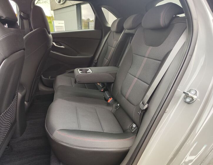 Hyundai i30 11