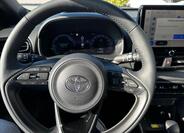 Toyota Yaris 7