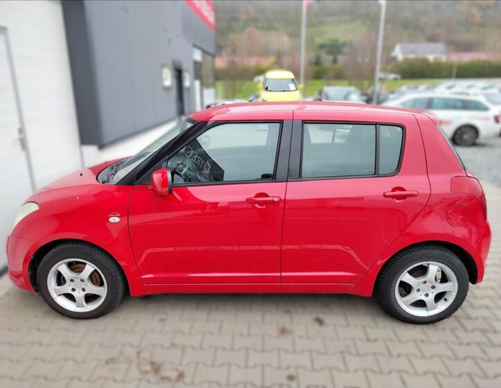 Suzuki Swift 9