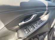 Hyundai i30 31