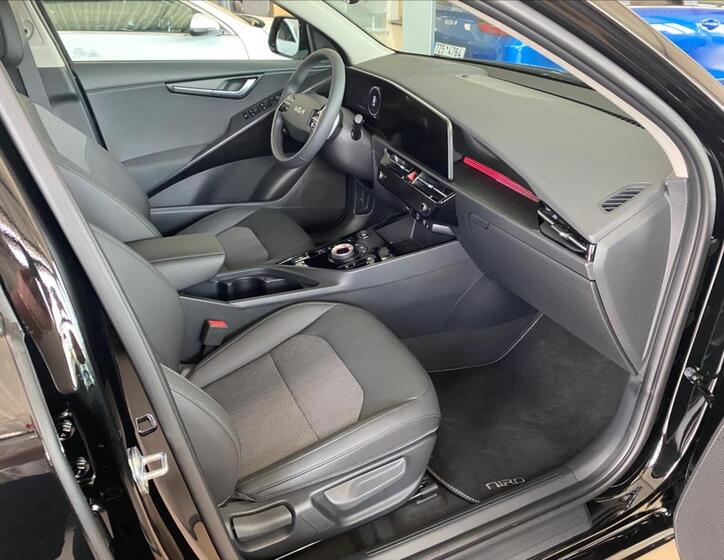 KIA Niro 8