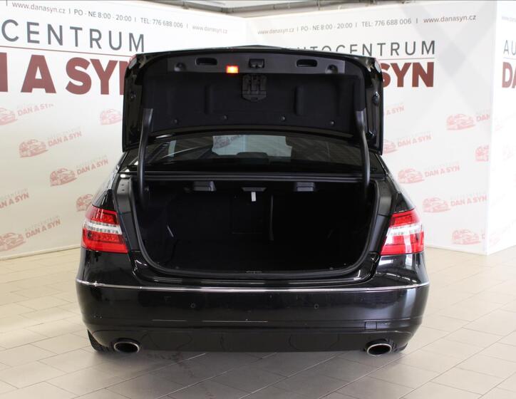 Mercedes-Benz Třídy E 7