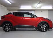 Toyota C-HR 4