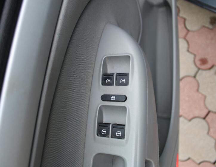 Škoda Octavia 21