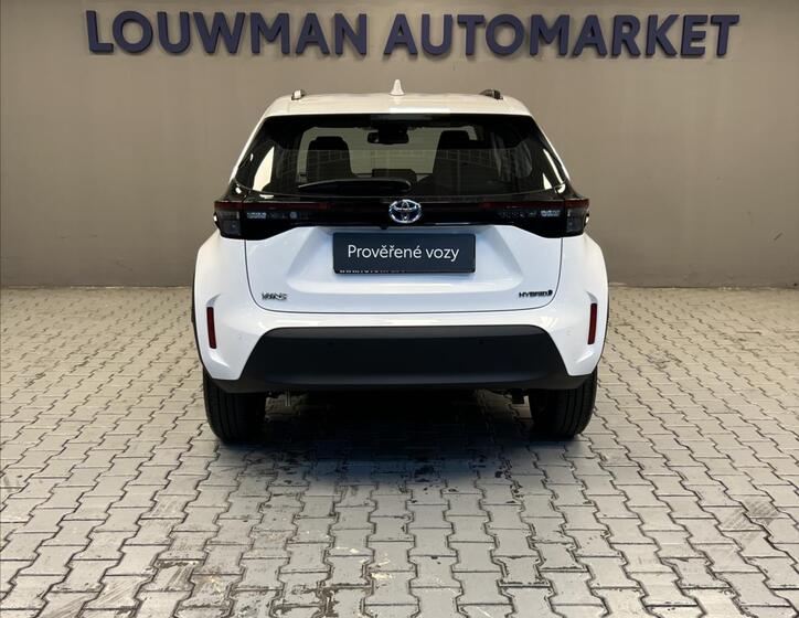 Toyota Yaris Cross 14
