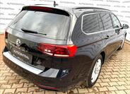 Volkswagen Passat 10