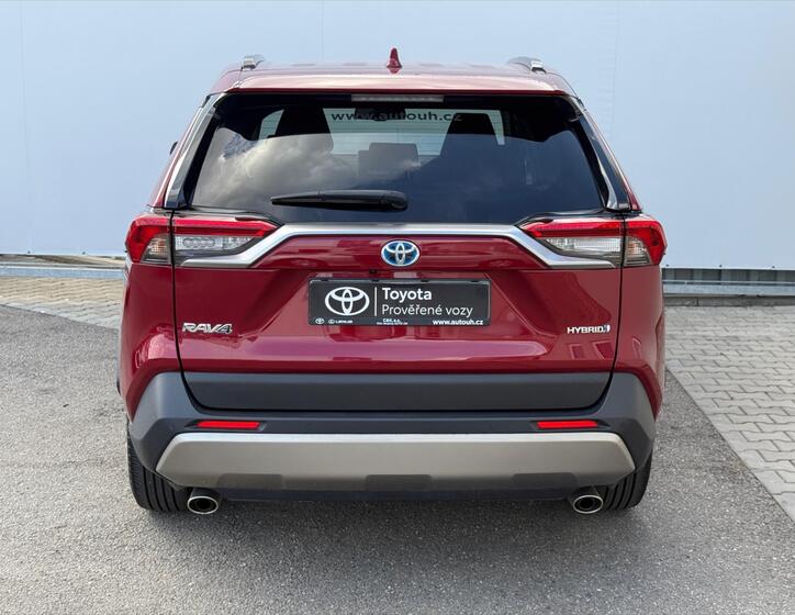 Toyota RAV4 5