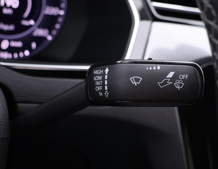 Volkswagen Arteon 24