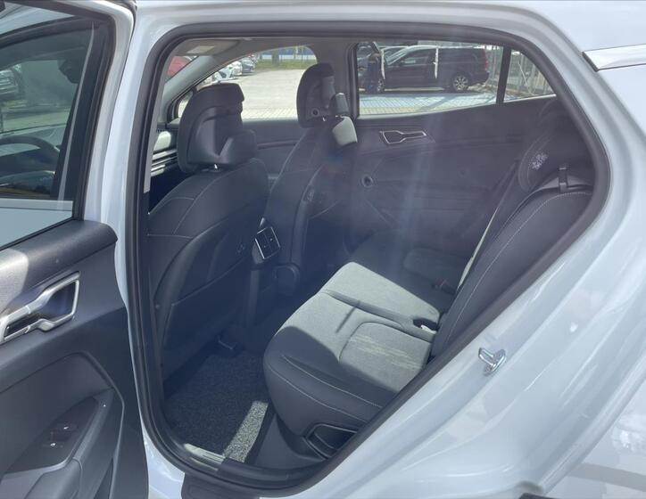 KIA Sportage 11