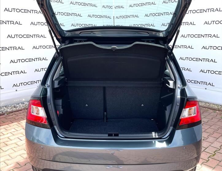 Škoda Fabia 10