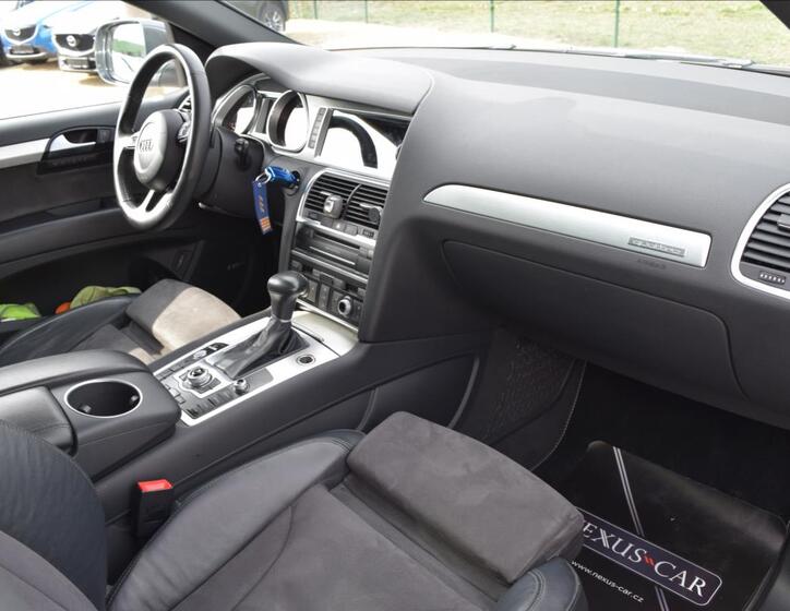 Audi Q7 20