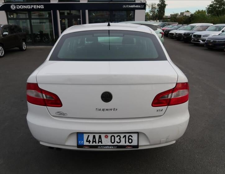 Škoda Superb 8