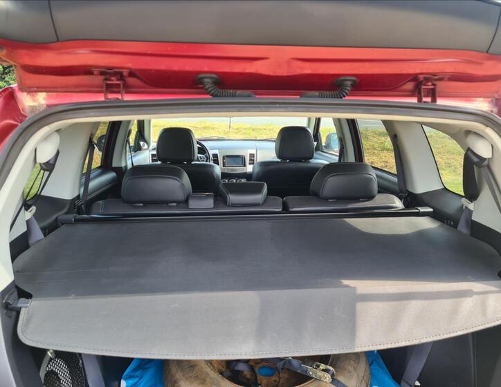 Mitsubishi Outlander 11