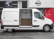 Nissan NV400 5