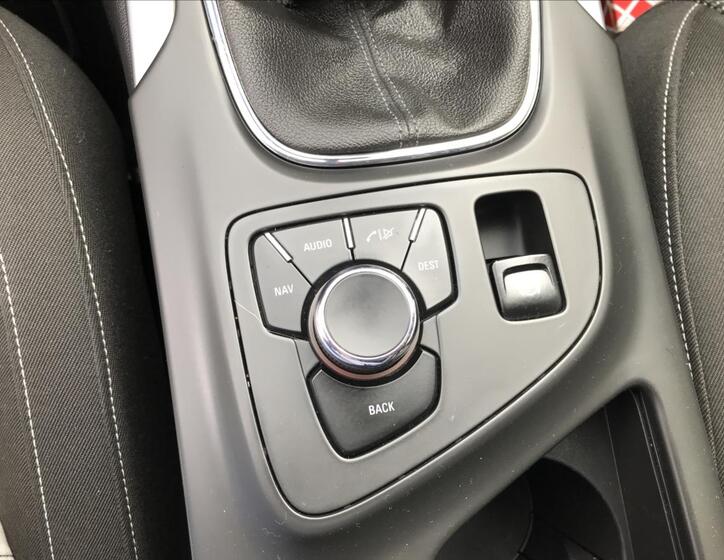 Opel Insignia 15