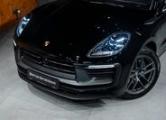 Porsche Macan 8