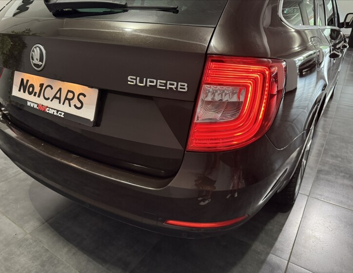 Škoda Superb 24