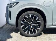 Volvo XC90 29